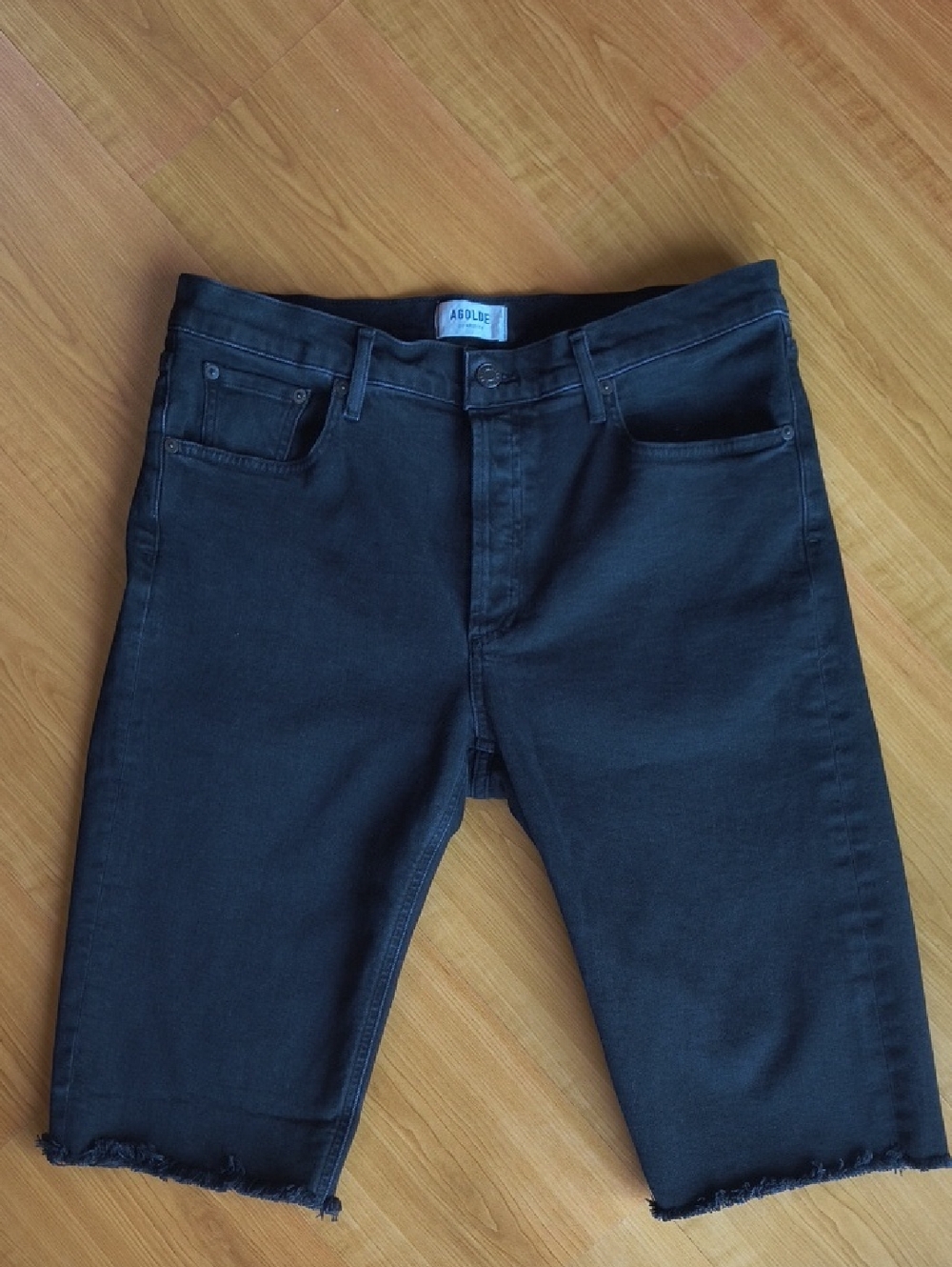 AGOLDE Carrie Long Length Slim Short in Color Stunner Size 32 NWOT - Picture 3 of 12